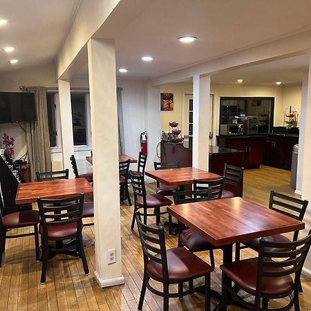 Surestay Plus By Best Western Woodbury Inn Екстериор снимка