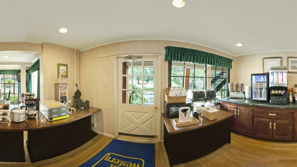 Surestay Plus By Best Western Woodbury Inn Екстериор снимка