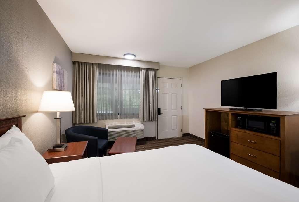 Surestay Plus By Best Western Woodbury Inn Стая снимка