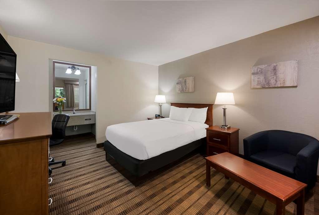 Surestay Plus By Best Western Woodbury Inn Стая снимка