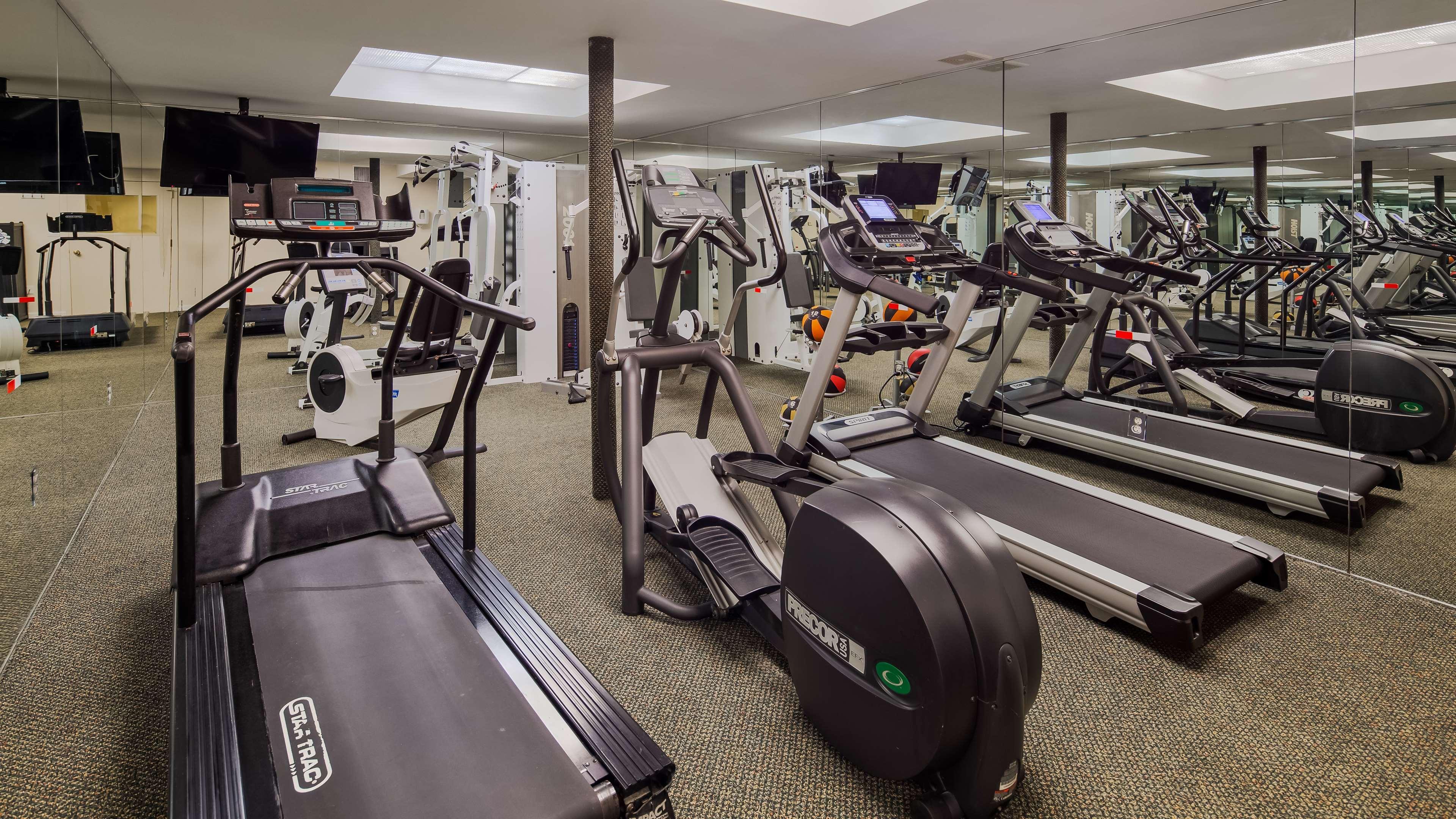 Surestay Plus By Best Western Woodbury Inn Екстериор снимка